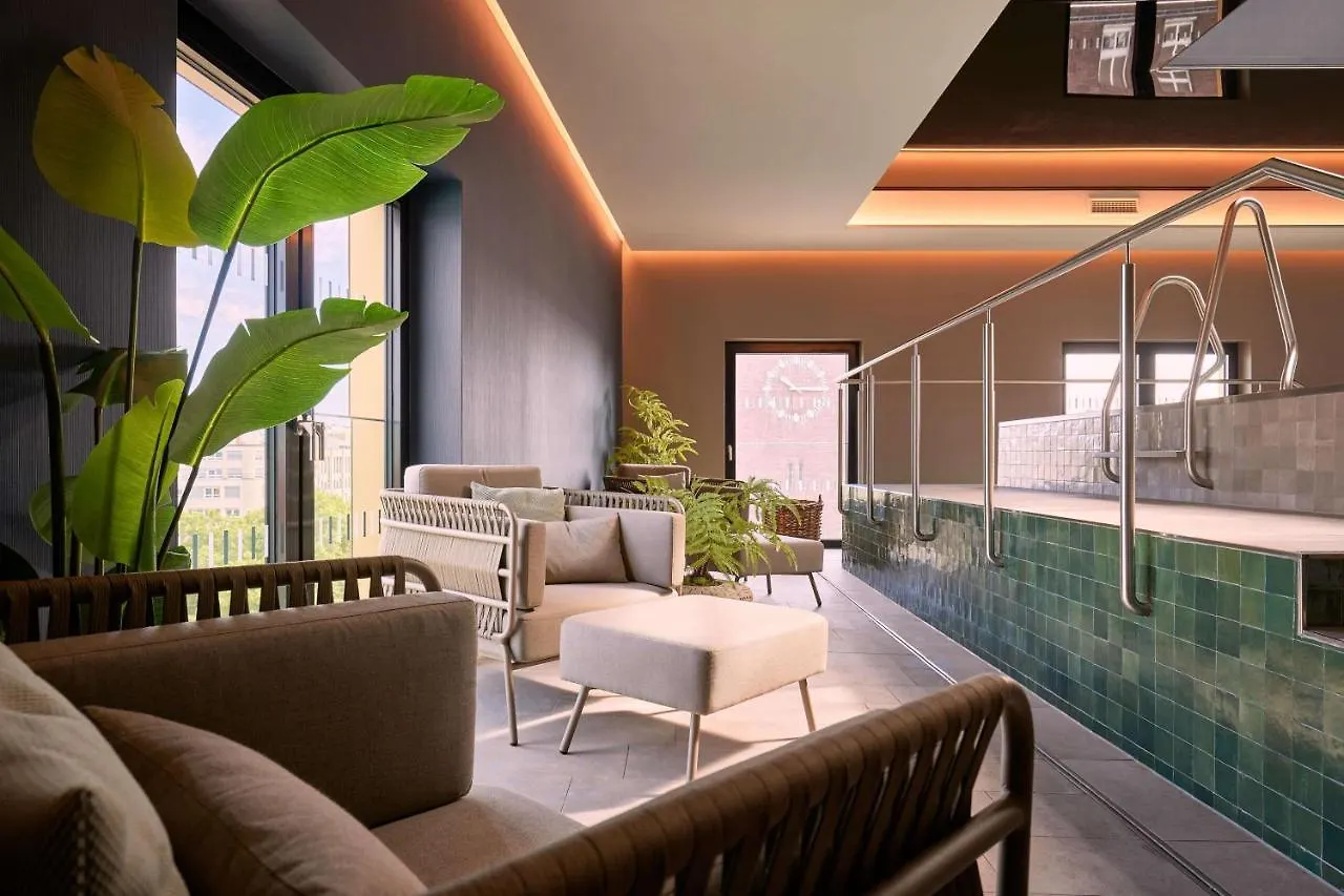 Adina Apartment Hotel دوسلدورف
